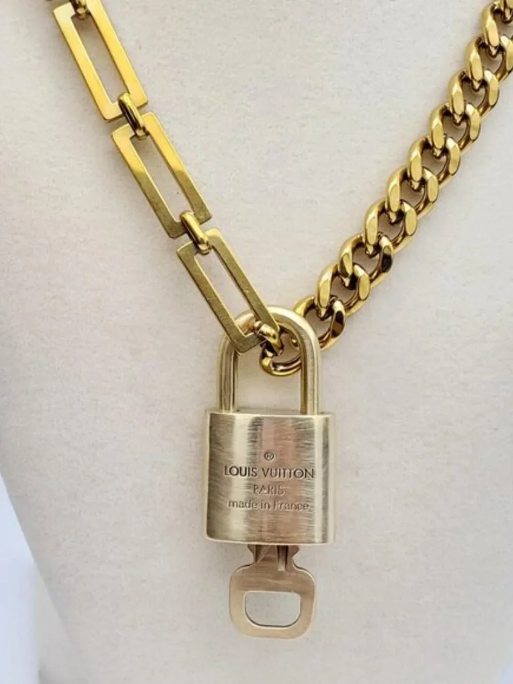 Authentic Louis Vuitton Padlock w/Unbranded Stainless Steel Gold Plated Chain